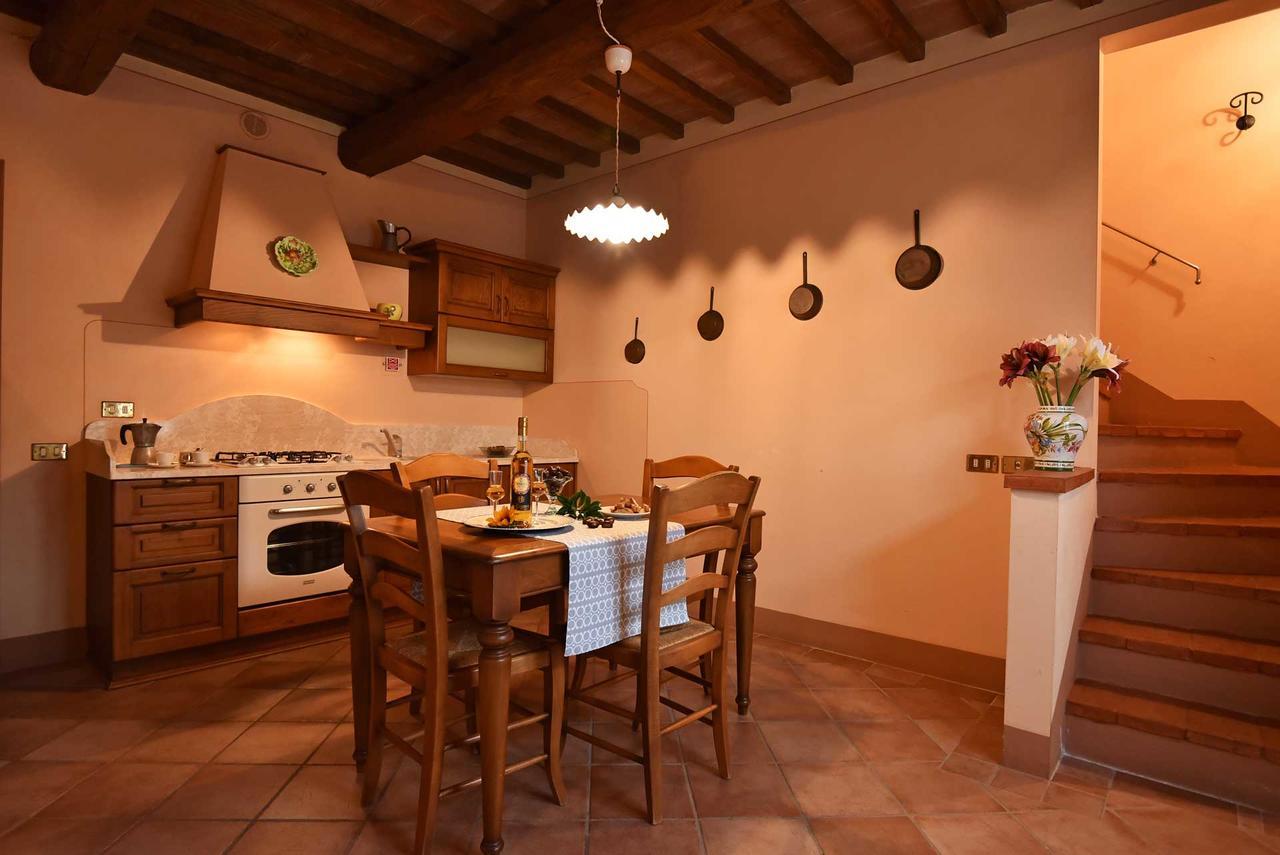 Agriturismo Le Gallozzole Monteriggioni Exterior photo